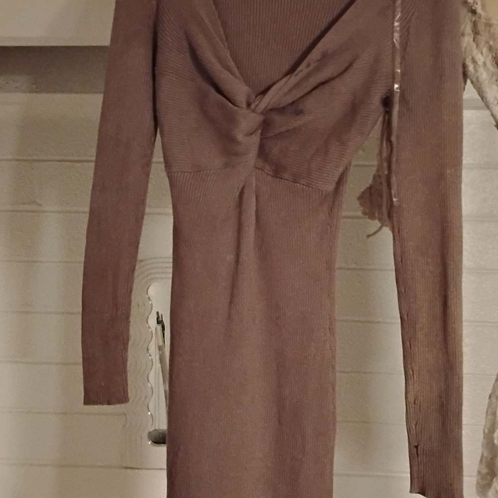 Chic Long Sleeve Knotted Dress in Brown